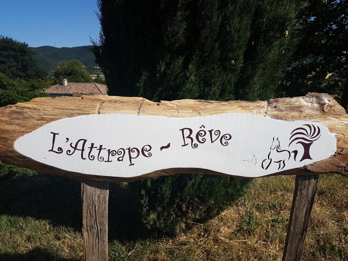 לינה וארוחת בוקר Saint-Vincent-de-Barres L'Attrape Reve מראה חיצוני תמונה